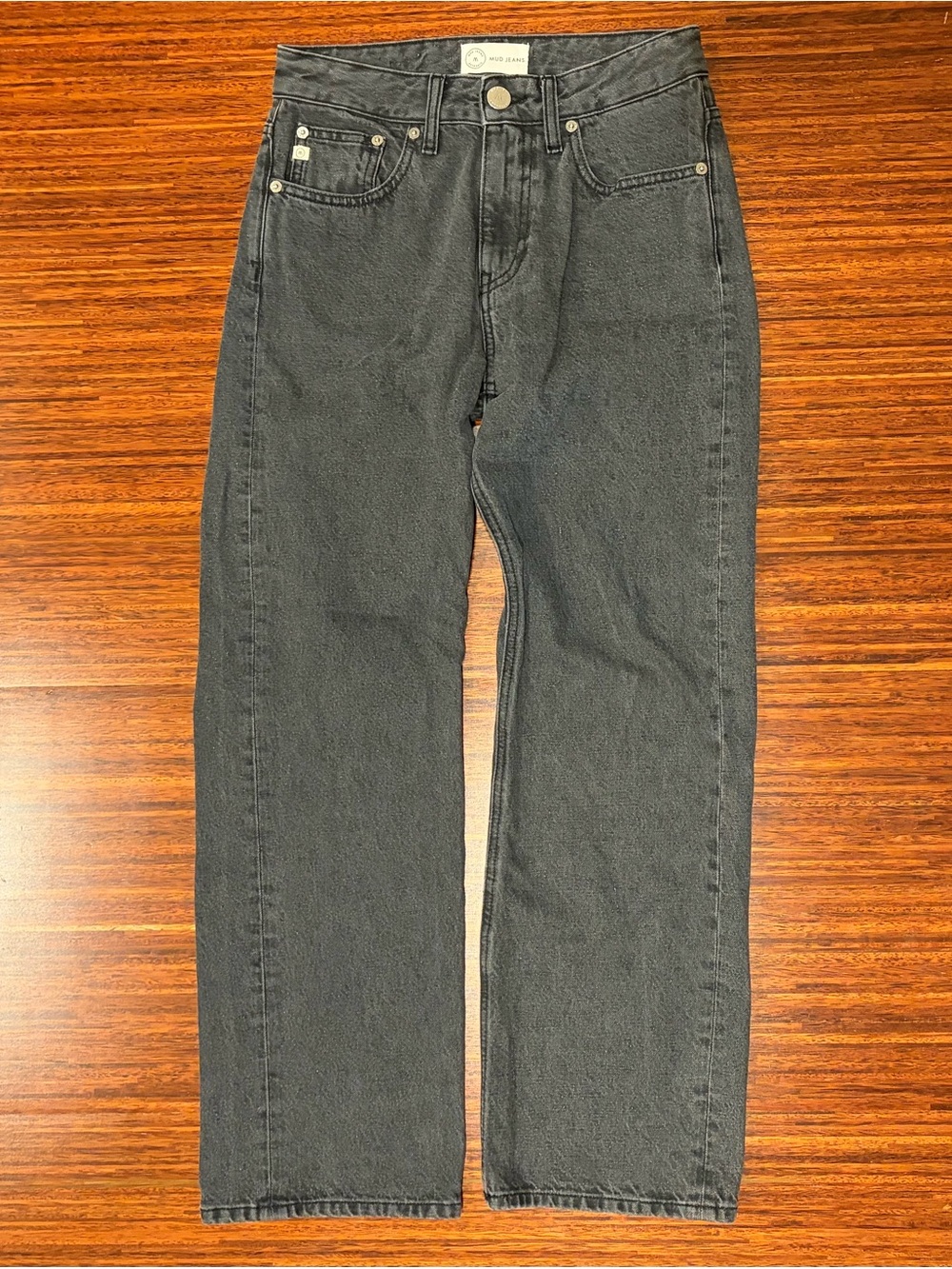 MUD Jeans Circular Loose straight Jamie 26x30 black Ecofriendly EUC